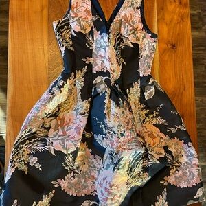 VINCE CAMITO Floral Dress in Navy and Pink